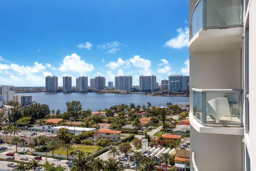 Marenas Condos Sunny Isles Beach Exterior foto